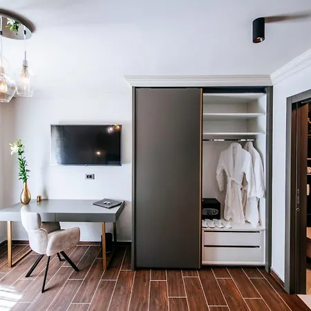 Luxury Vindemiae Ζαντάρ