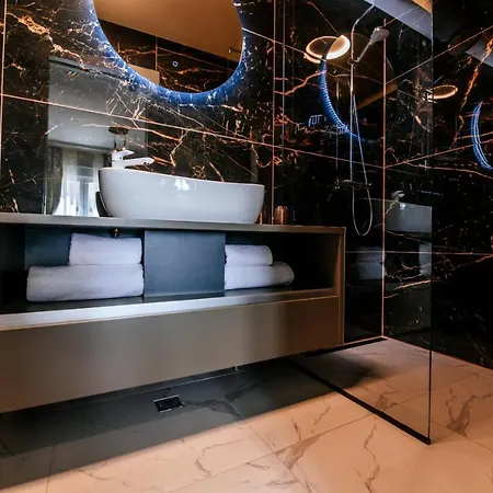 Апартаменты Luxury Vindemiae *